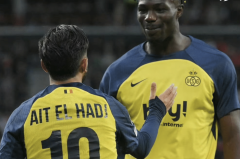 欧冠乱了：首轮诞生4场冷门！黑马力压巴黎领跑，西甲4战英超3败