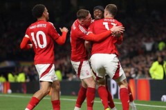 欧联-费内巴切VS诺丁汉森林：森林效法上赛季热刺