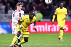 周六028 法甲｜南特vs里昂：主场韧性VS连胜势头！防反攻坚VS高位逼抢