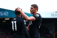 25岁锋霸爆发：独造两球，弗兰克征服客场：热刺7场不败