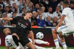 欧冠首轮惊险战平！勒沃库森补时乌龙逆转，德甲劲旅掉链子