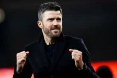 破队史纪录！曼联领跑 1 亿镑抢人，复刻姆贝莫神迹就靠他？