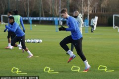 帕尔默缺席训练两天，欧冠对阵那不勒斯复出希望大增！