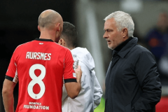 穆里尼奥赛前警告成真：圣詹姆斯公园果然不可征服