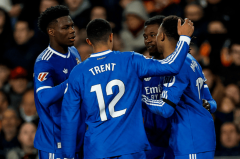 西甲球队1胜9负！皇马去英超能夺冠吗？球迷：可能进不了前5