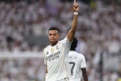 姆巴佩火力全开，皇马6连胜领跑西甲