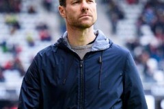 阿隆索不在固执！皇马6000万前锋逆袭，1个月从替补升至当家核心