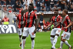 法甲焦点战：尼斯 VS 斯特拉斯