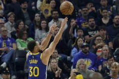 晚安！库里26秒准绝杀救勇士 砍31+7+7遭使绊险受伤