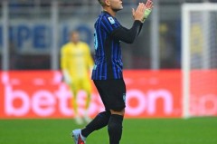 登顶意甲第一！劳塔罗领跑射手榜，国米4-0科莫三连胜宣战利物浦