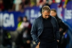 巴萨内部矛盾激化？弗里克批评球员态度 球员质疑高位战术是否适用