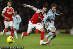 英超-梅里诺传射萨卡破门 赖斯伤退阿森纳2-0小蜜蜂5分领跑