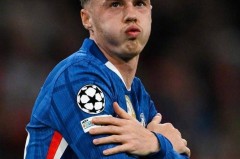 从2-0到2-2！帕尔默传射+错失空门绝杀，伦敦雨夜切尔西主场翻车