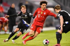 本菲卡主场死磕那不勒斯，穆氏防守能否终结意甲豪门？