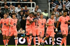 从曼联黯淡到巴萨耀眼！欧冠新星崛起，笑到最后？