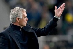 穆里尼奥解约费内巴切，欧洲转会市场掀起波澜