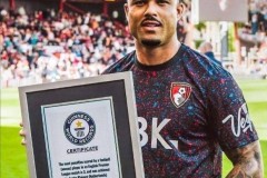 五大联赛浪子书写独特传奇！获得吉尼斯认证，创造英超赛场神迹