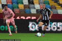 蓝衣军团锋线新王！4场世预赛制造9球，从意甲金靴到沙特联赛标王