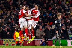 英联杯-阿森纳对阵水晶宫：争四冠！阿尔特塔有没有这样的豪气？