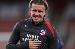 4000万欧！热刺压哨签下加拉格尔，中场危机迎强心针