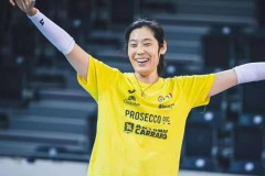 欧冠焦点战朱婷砍15分夺MVP！科内状态火爆3-0横扫，转会传闻该停了