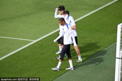 马赛vs巴黎首发：维蒂尼亚、K7先发，格林伍德、帕瓦尔出战！谁能主宰法甲焦点战？