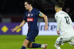 法甲联赛：巴黎圣日尔曼德比惨败，里尔伤兵满营阵容不整